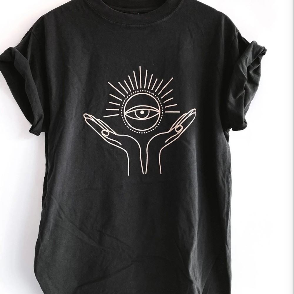 Pebby Forevee side slit tee. Never worn! Super flattering!